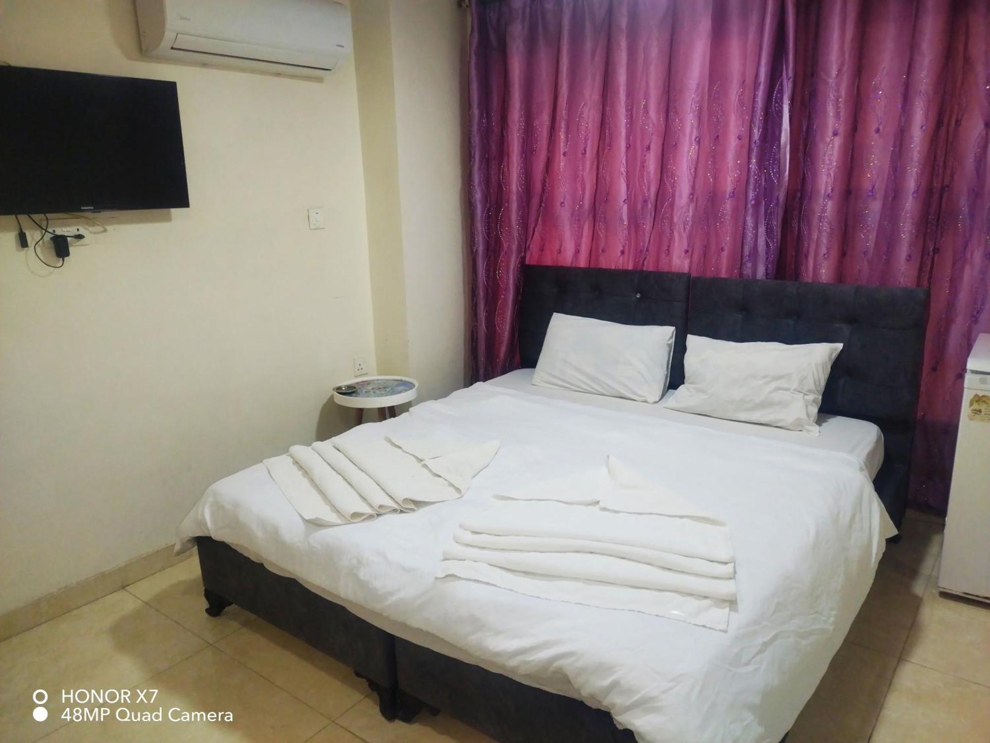 Farah Plaza Hostel &Hotel Apartments Aqaba Ngoại thất bức ảnh